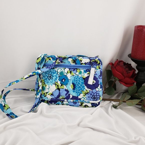Vera Bradley Petite Crossbody Blueberry Blooms NWT - Picture 2 of 6